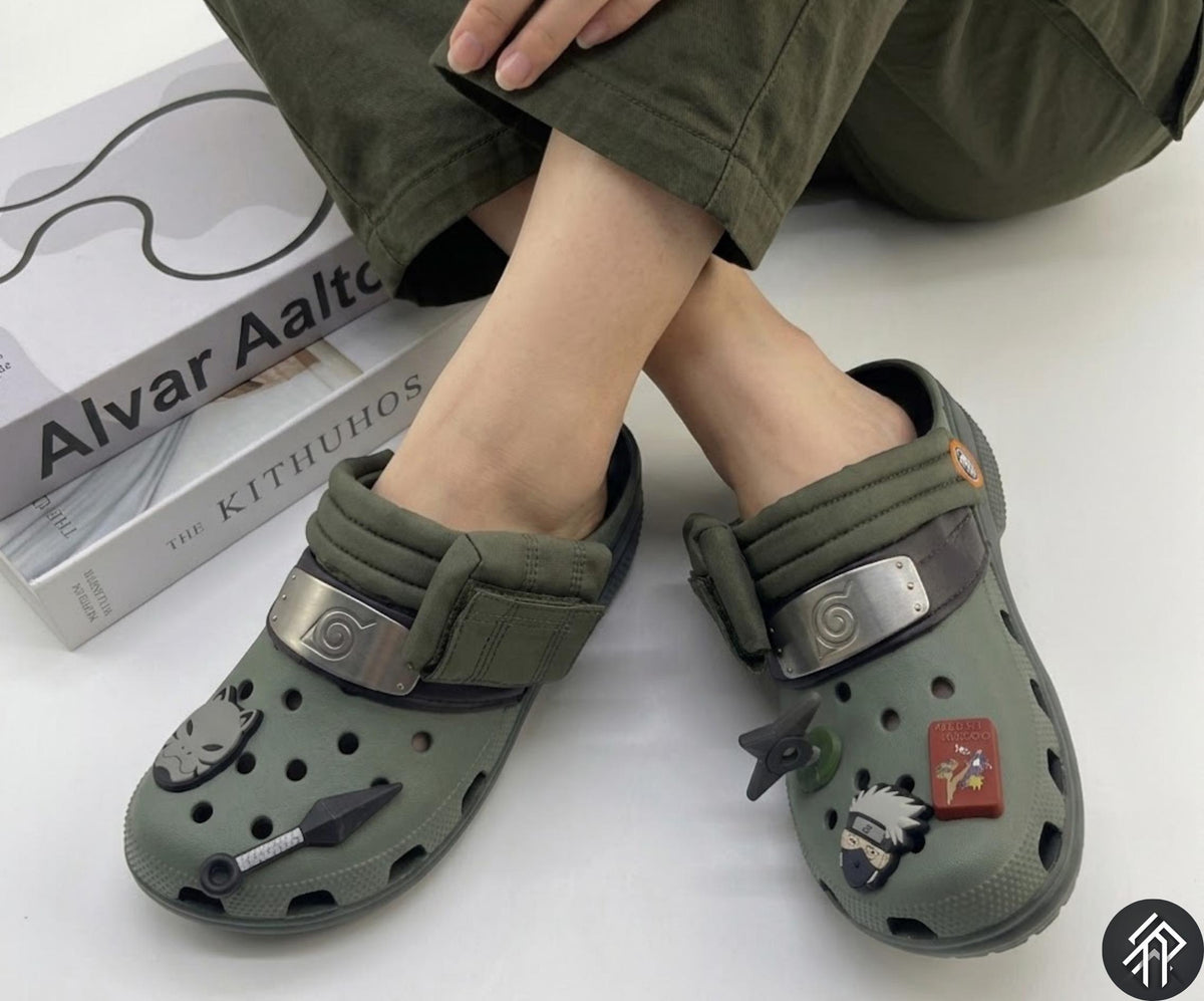 Crocs Personnalisées Unisexe Kakashi avec Pins Jibbitz Shinobi mode pour l'été