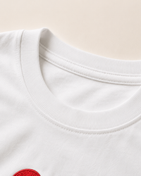 T-Shirt UNISEXE Brodé Tour — BTS Édition Limitée